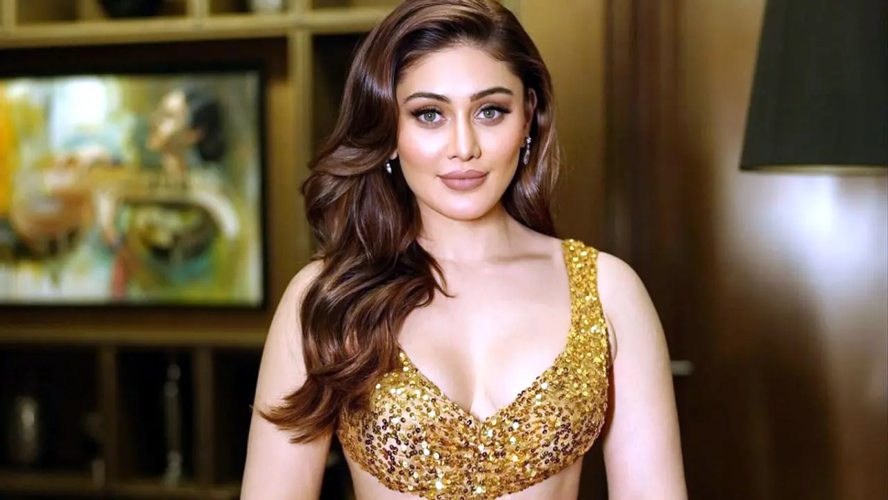 বয়স আটকাতে ‘অ্যান্টি এজিং’ চিকিৎসা চলছিল শেফালীর, নিচ্ছিলেন ইঞ্জেকশনও!