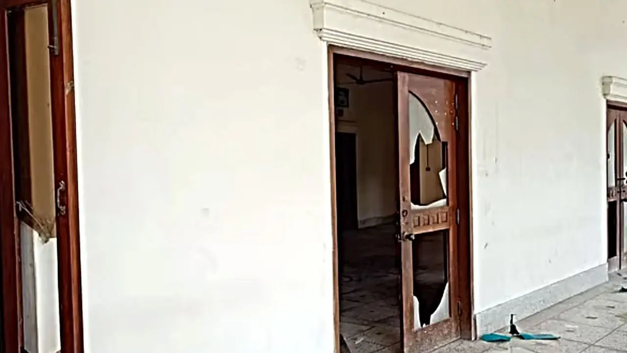 রবীন্দ্র কাছারিবাড়িতে হামলার ঘটনায় মামলা, তদন্ত কমিটি গঠন