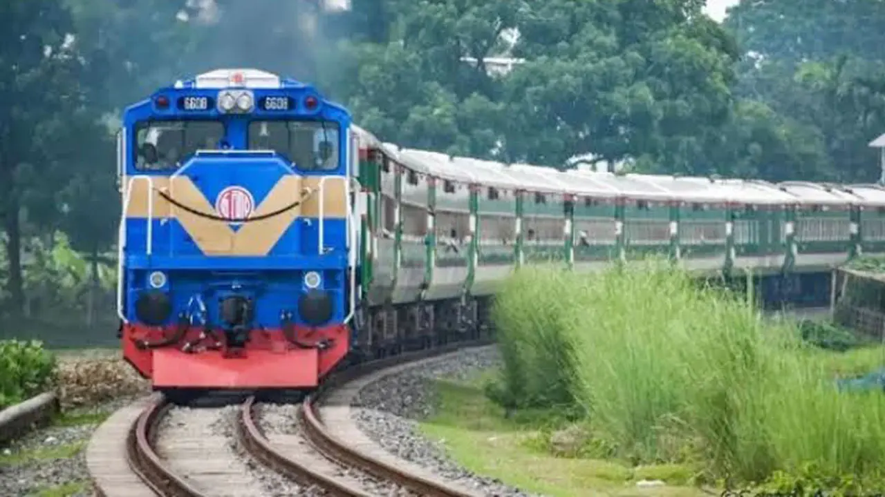আজ থেকে বাতিল আন্তঃনগর ট্রেনের ডে-অফ