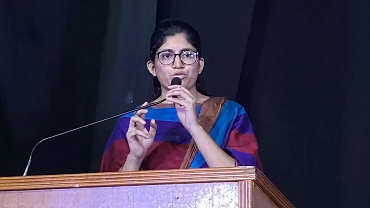 বৈষম্যবিরোধী ছাত্র আন্দোলন থেকে সরে দাঁড়ালেন উমামা ফাতেমা