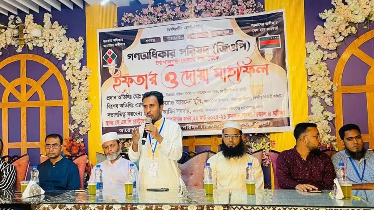 আ.লীগ বাংলাদেশে নয়, চাইলে ভারতে রাজনীতি করতে পারে : আবু হানিফ