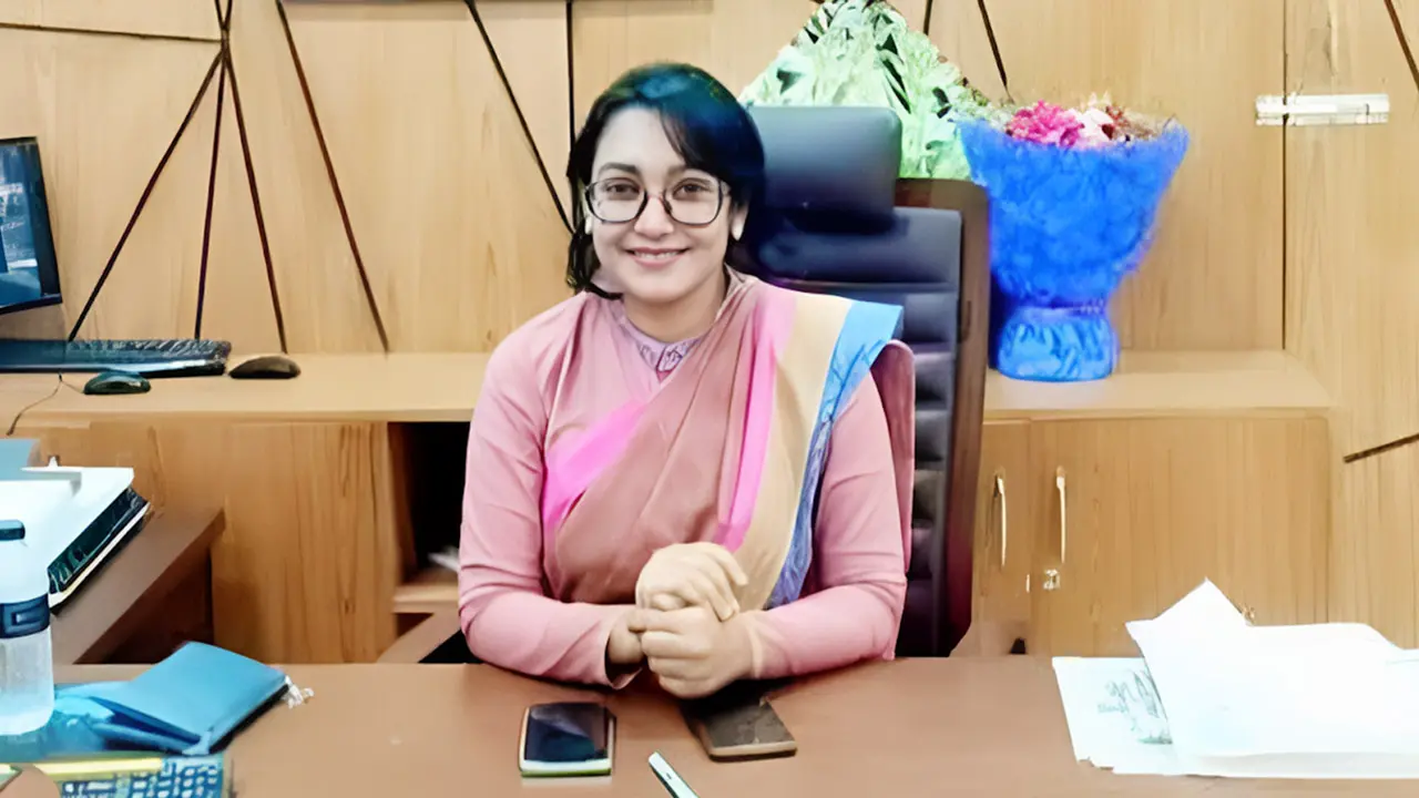 শেখ মুজিবকে স্বাধীনতার ঘোষক বলে পোস্ট, এসিল্যান্ডকে অব্যাহতি