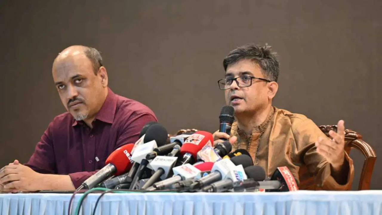 এনসিপির অনুষ্ঠানে বাস নিয়ে সরকারের কোনো হস্তক্ষেপ নেই