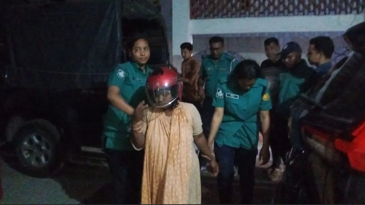 অসহায় সেজে আশ্রয় নিয়ে ৪ শিশু নিয়ে উধাও নারী, অবশেষে গ্রেপ্তার