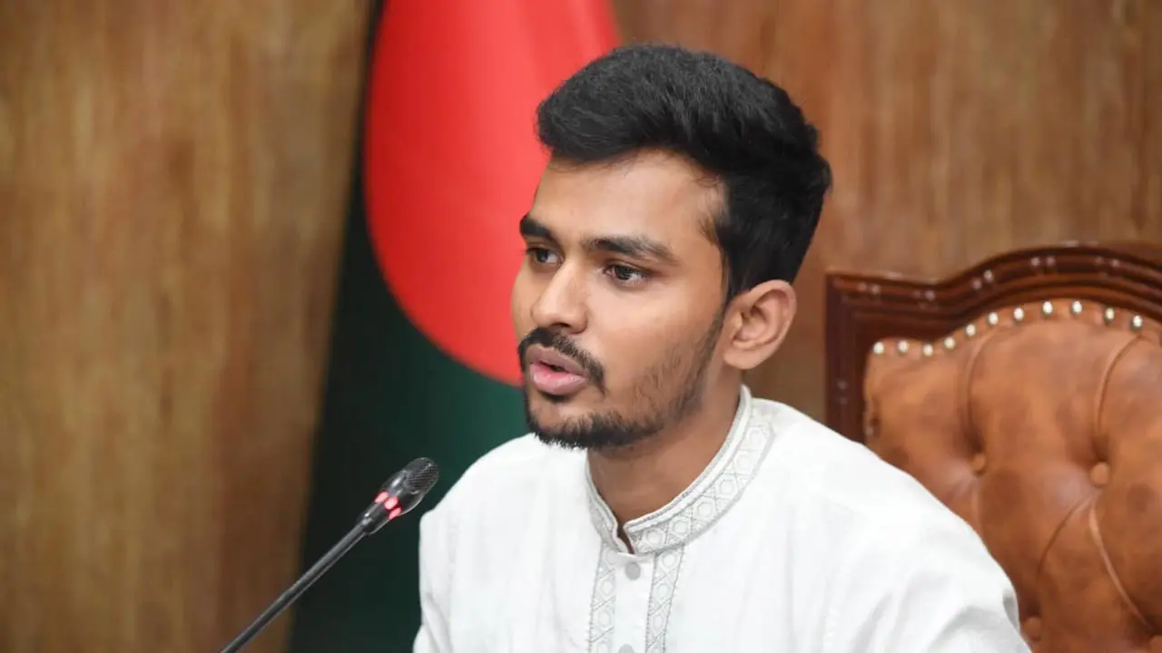 স্থানীয় সরকার থেকে প্রশাসক নিয়োগের সিদ্ধান্ত হয়নি : আসিফ মাহমুদ