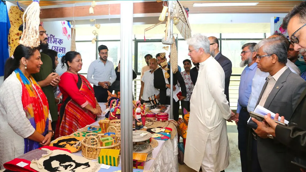 শুরু হলো তিন দিনব্যাপী বিসিক ঈদ মেলা