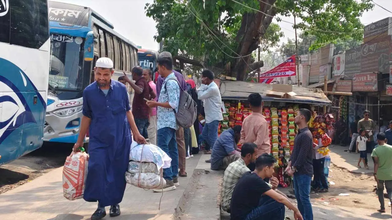 ‘মা অপেক্ষায়, বাড়ি যে ফিরতেই হতো’