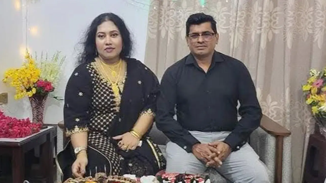 কবিরহাট পৌরসভার সাবেক মেয়র ও তার স্ত্রীর বিরুদ্ধে দুদকের মামলা