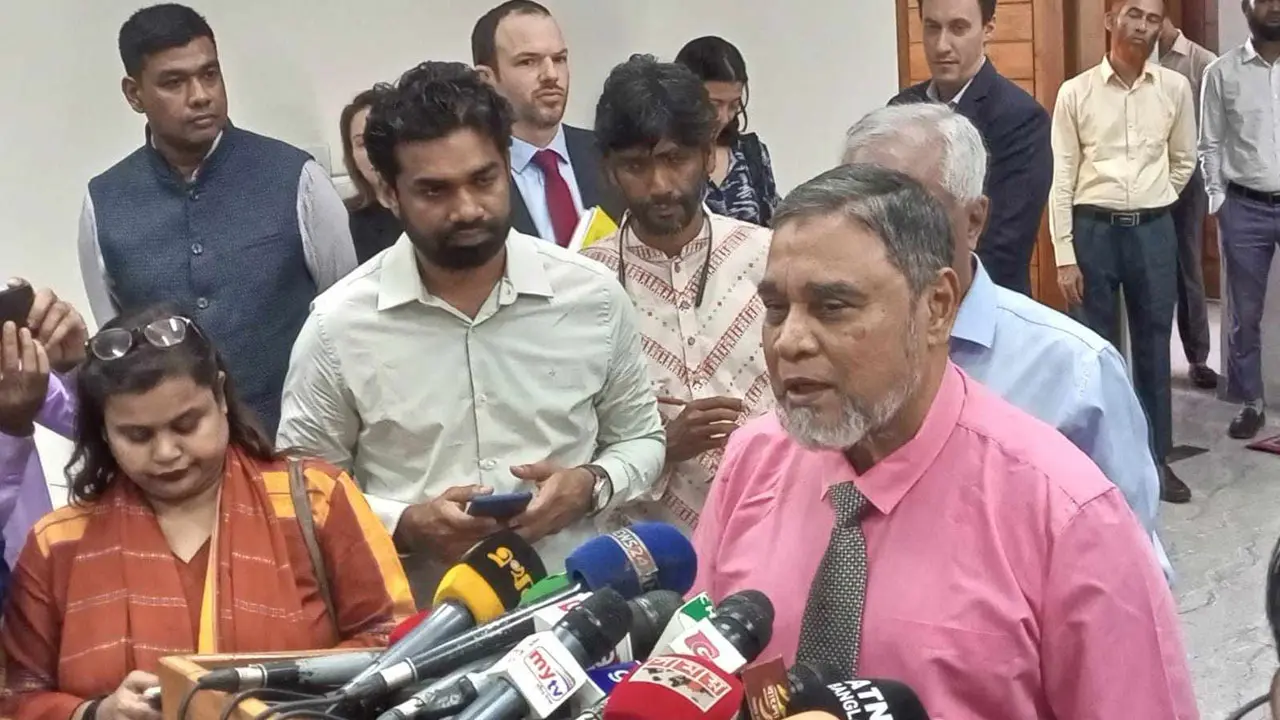 নির্বাচন কমিশনকে সাহায্য করতে চায় ইউরোপীয় ইউনিয়ন : সিইসি