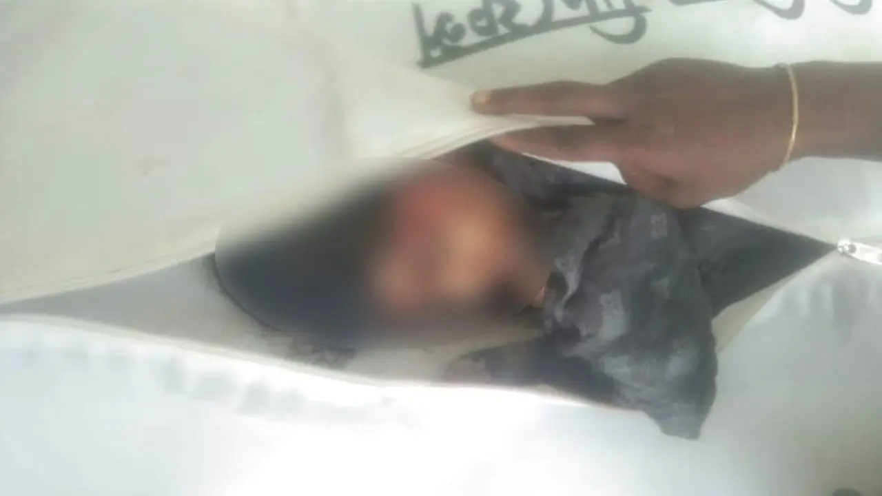 পরিবারের সঙ্গে ঈদ করতে এসে বাস চাপায় প্রাণ গেল শিশুর