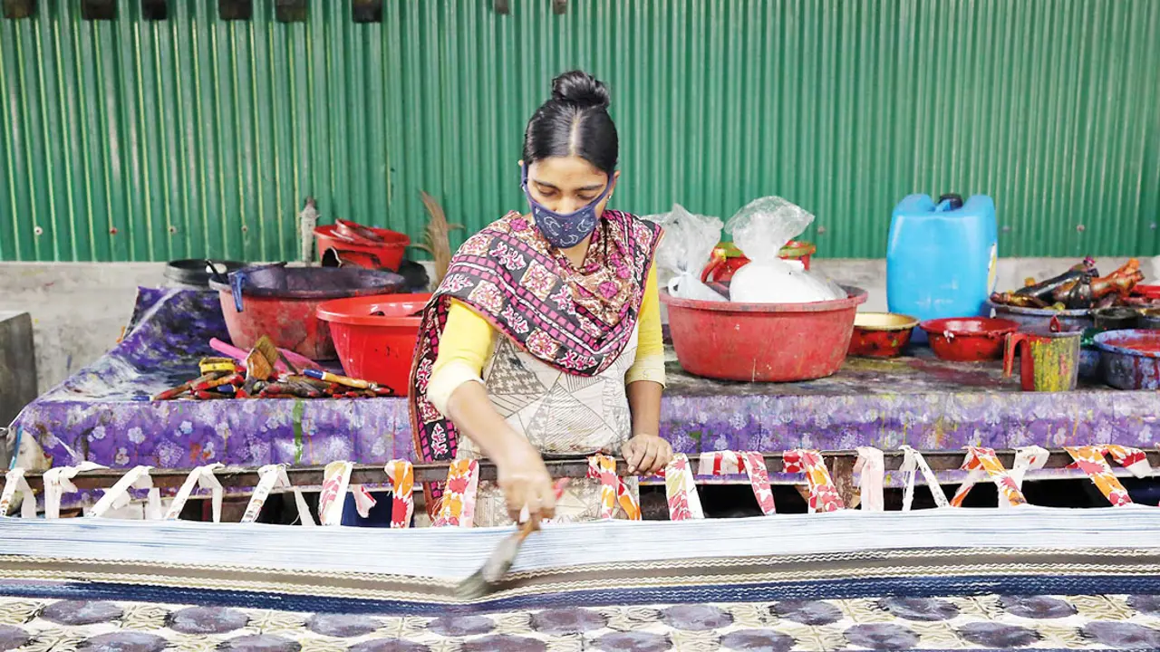জামানত ছাড়াই ৫ লাখ টাকা ঋণ পাবেন ছোট উদ্যোক্তারা