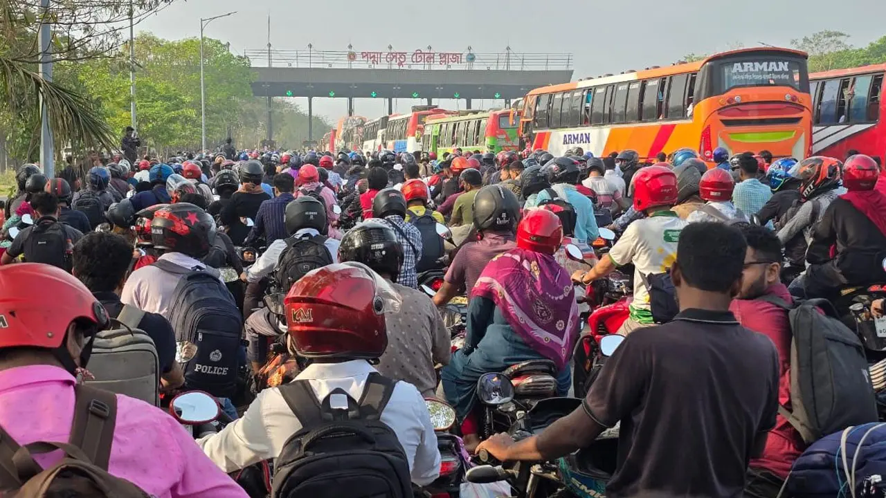গত দুই দিনে ঢাকা ছেড়েছেন ৪১ লাখ মানুষ