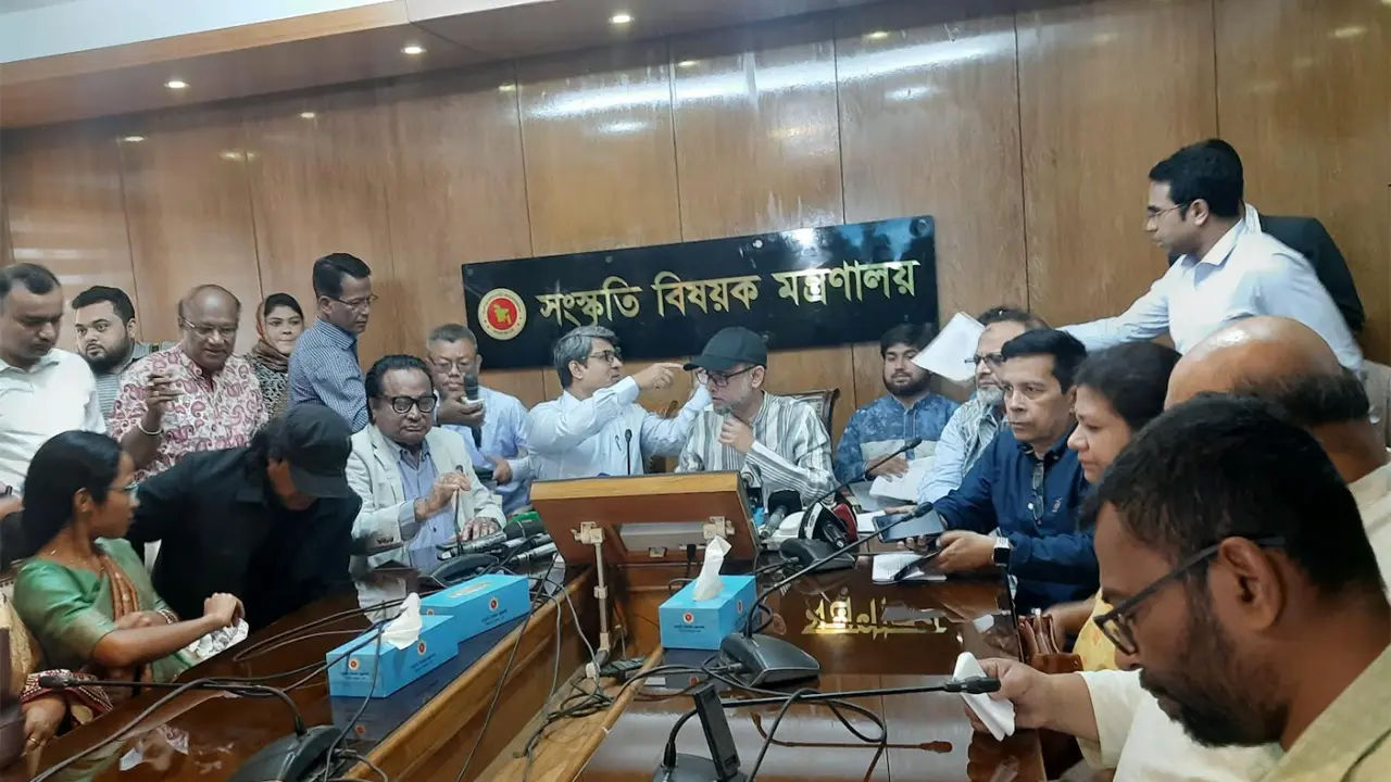 সব জাতিসত্তার অংশগ্রহণে নববর্ষের শোভাযাত্রা পাবে নতুন রং গন্ধ সুর