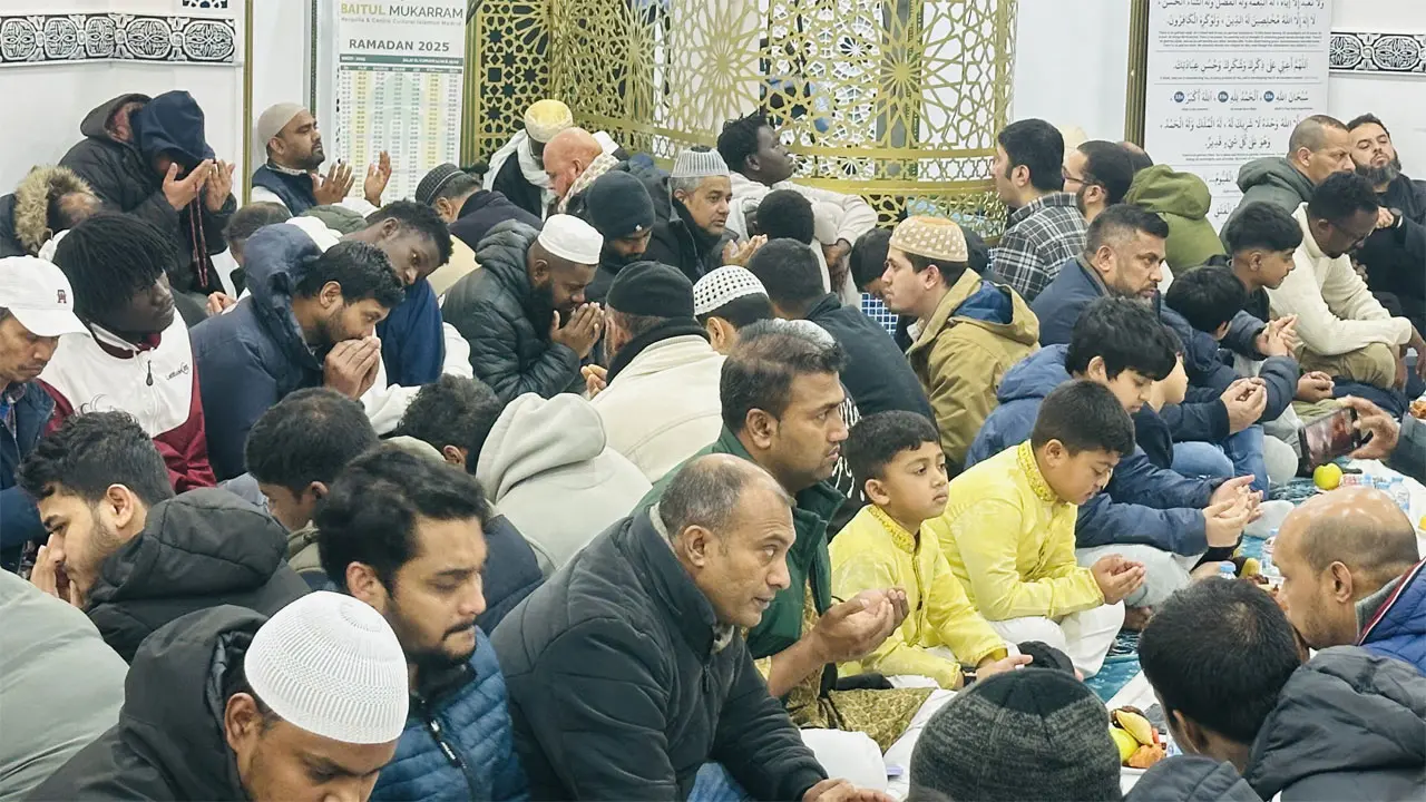 স্পেনে ‘ঢাকা ফ্রুতাসের’ ইফতার ও দোয়া মাহফিল অনুষ্ঠিত 