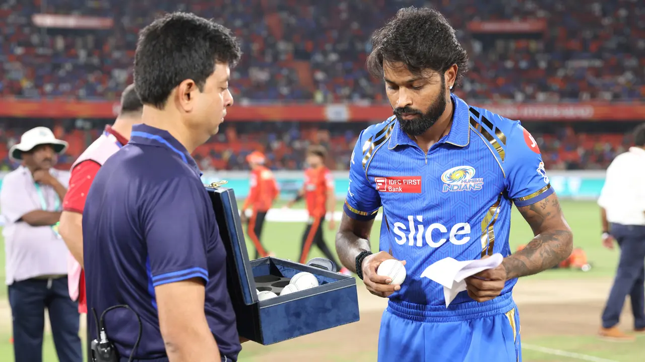 আরও নিয়ম আসছে আইপিএলে, অথচ নিষিদ্ধ আইসিসিতে