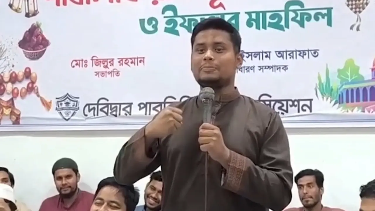 আমাদের দেশের লিডারশিপ হচ্ছে ভণ্ডামিপূর্ণ : হাসনাত আব্দুল্লাহ