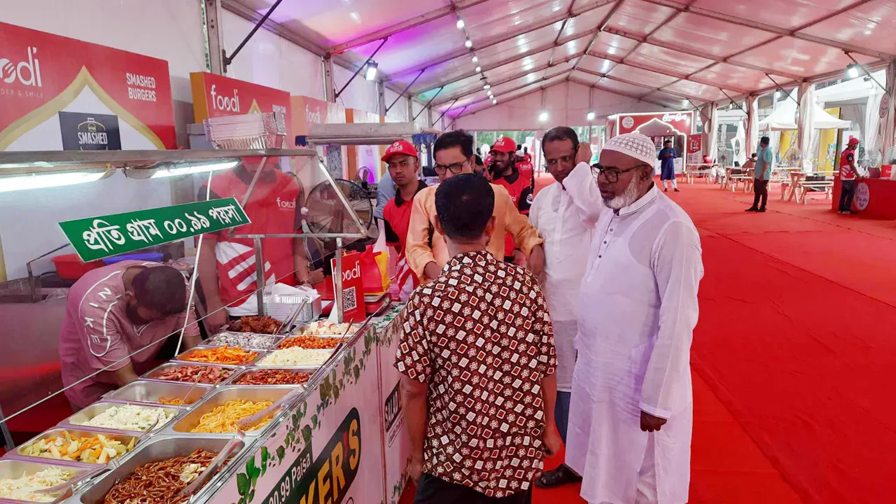 বনানীতে ইফতার ও সেহরি ফেস্ট, জনপ্রিয় রেস্টুরেন্টের জমজমাট আয়োজন