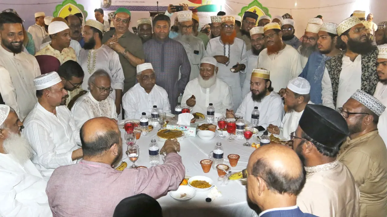 ক্ষমতায় যেতে হলে আলেম সমাজকে নিয়ে ভাবতে হবে