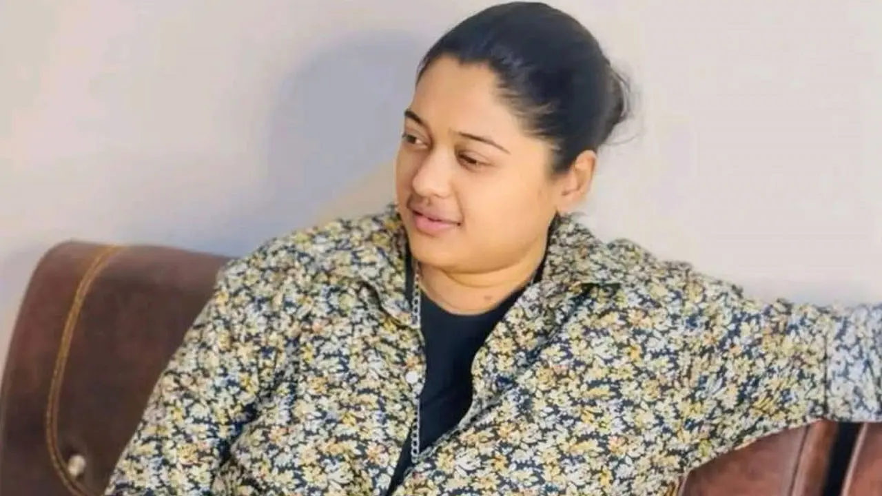 খুলনায় তরুণীকে নির্যাতনের অভিযোগে লেডি বাইকার গ্রেপ্তার