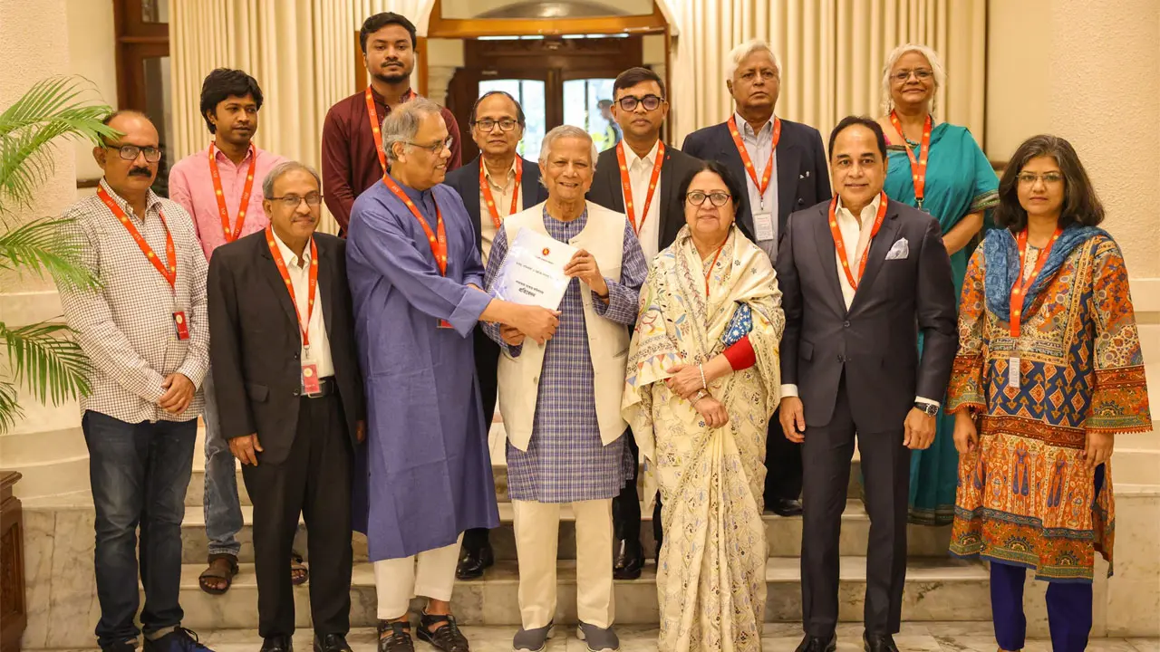 সাংবাদিকতার জন্য ন্যূনতম শিক্ষাগত যোগ্যতা নির্ধারণ হচ্ছে