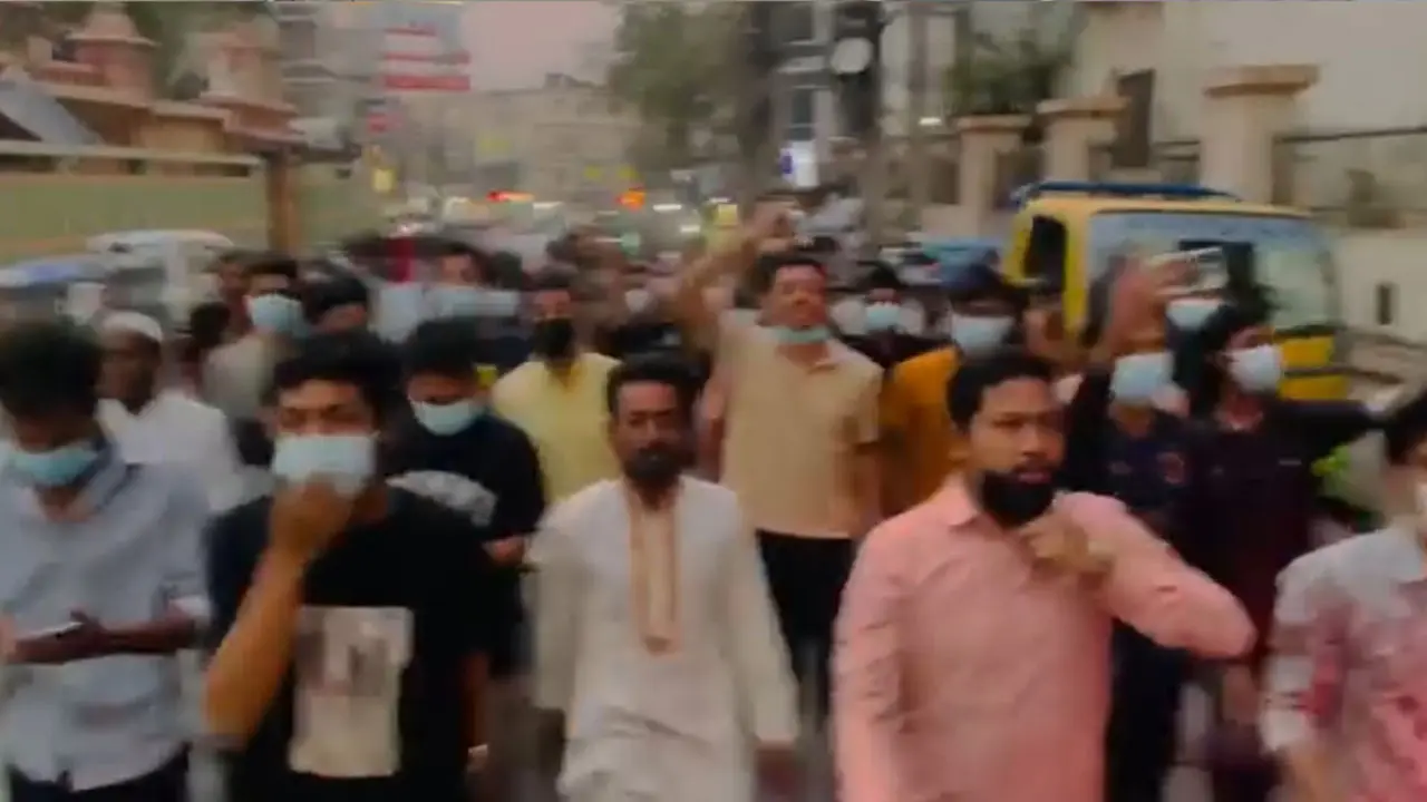 চট্টগ্রামে ছাত্রলীগের মিছিল : মাহতাবসহ ৭৬ জনকে আসামি করে মামলা