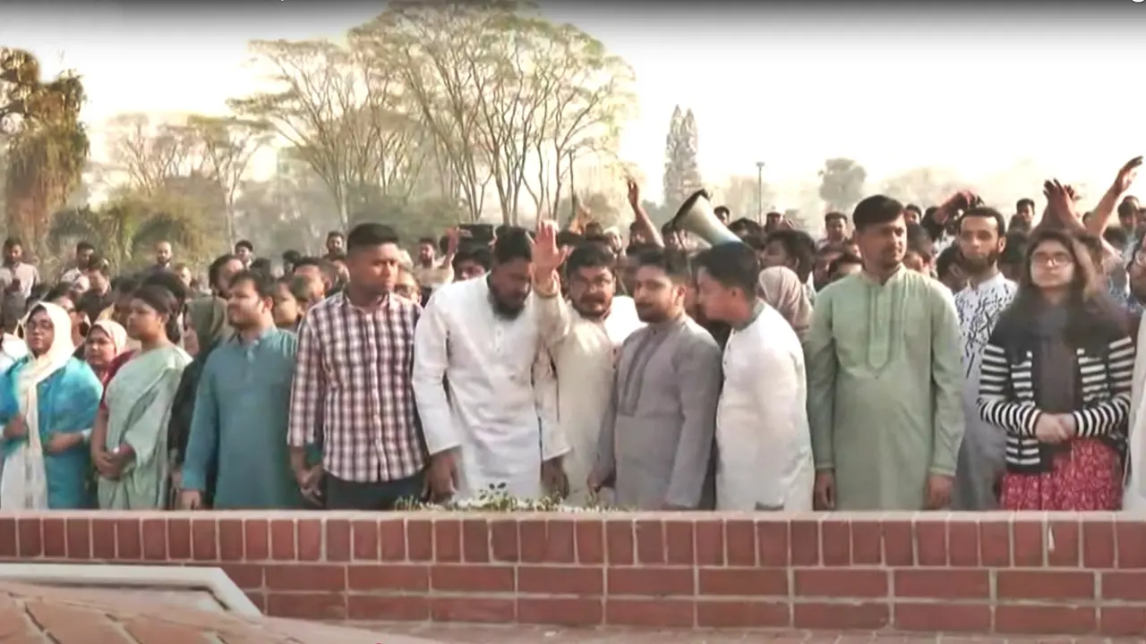 স্মৃতিসৌধে শ্রদ্ধা নিবেদনের মধ্যদিয়ে এনসিপির কার্যক্রম শুরু