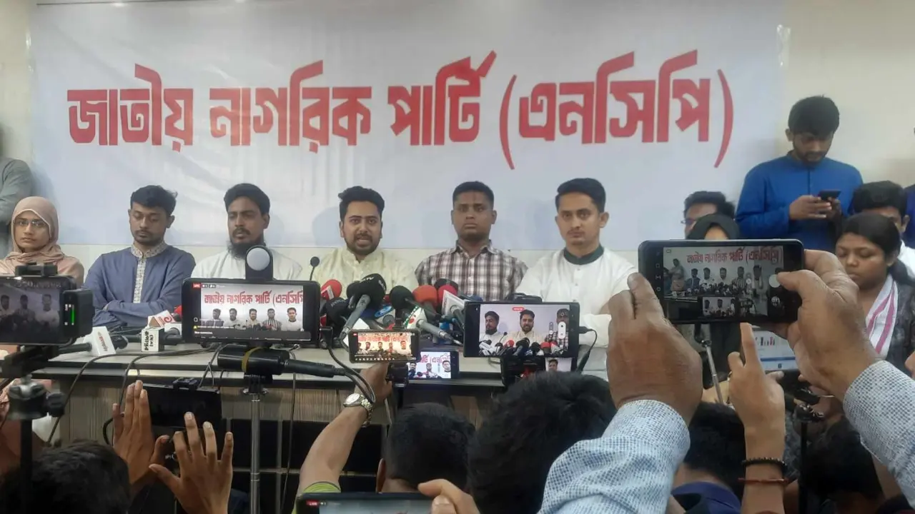‘বৈষম্যবিরোধী বা সমন্বয়ক’ পরিচয়ের এখন কোনো অস্তিত্ব নেই : নাহিদ