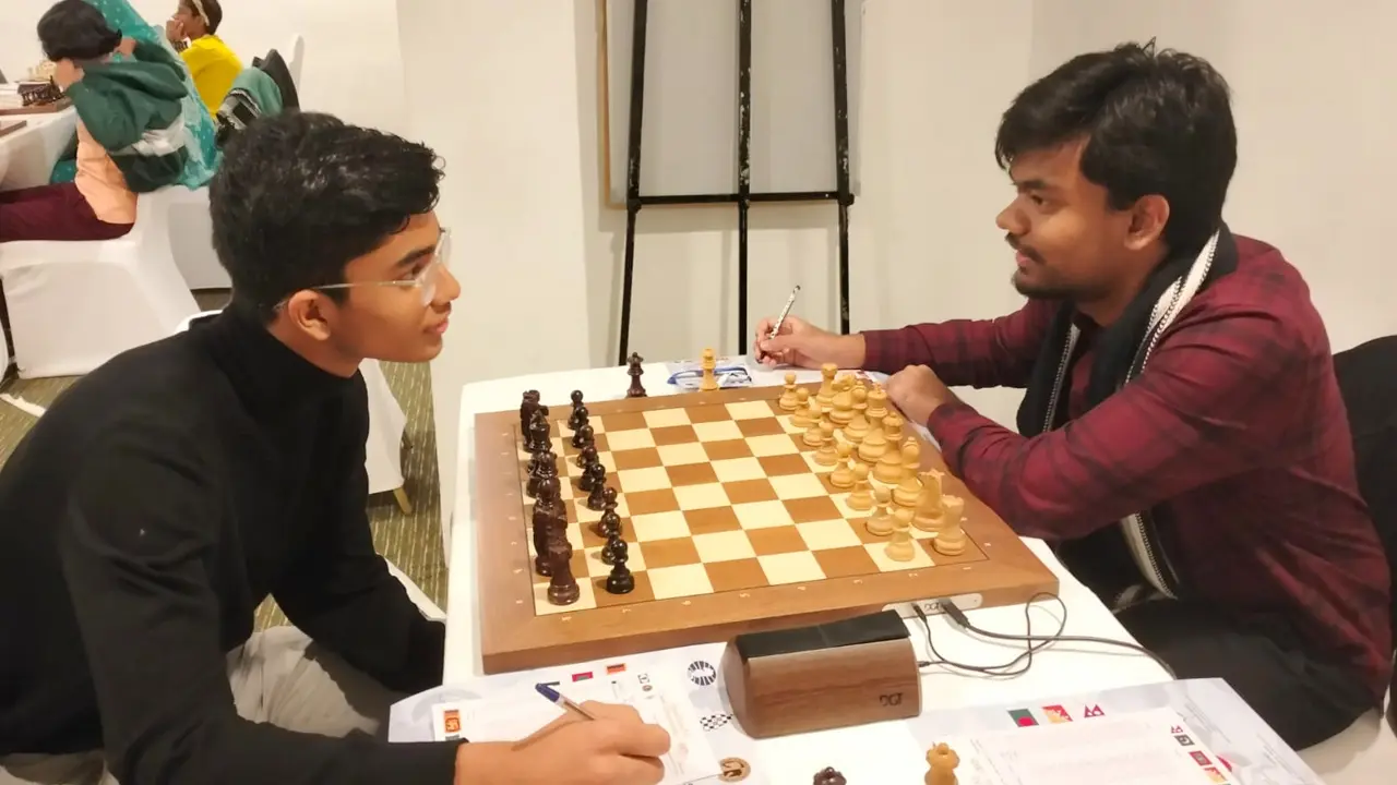 চ্যাম্পিয়ন হয়ে বিশ্বকাপে নীড়, তাহসিনের আরেকটি নর্ম