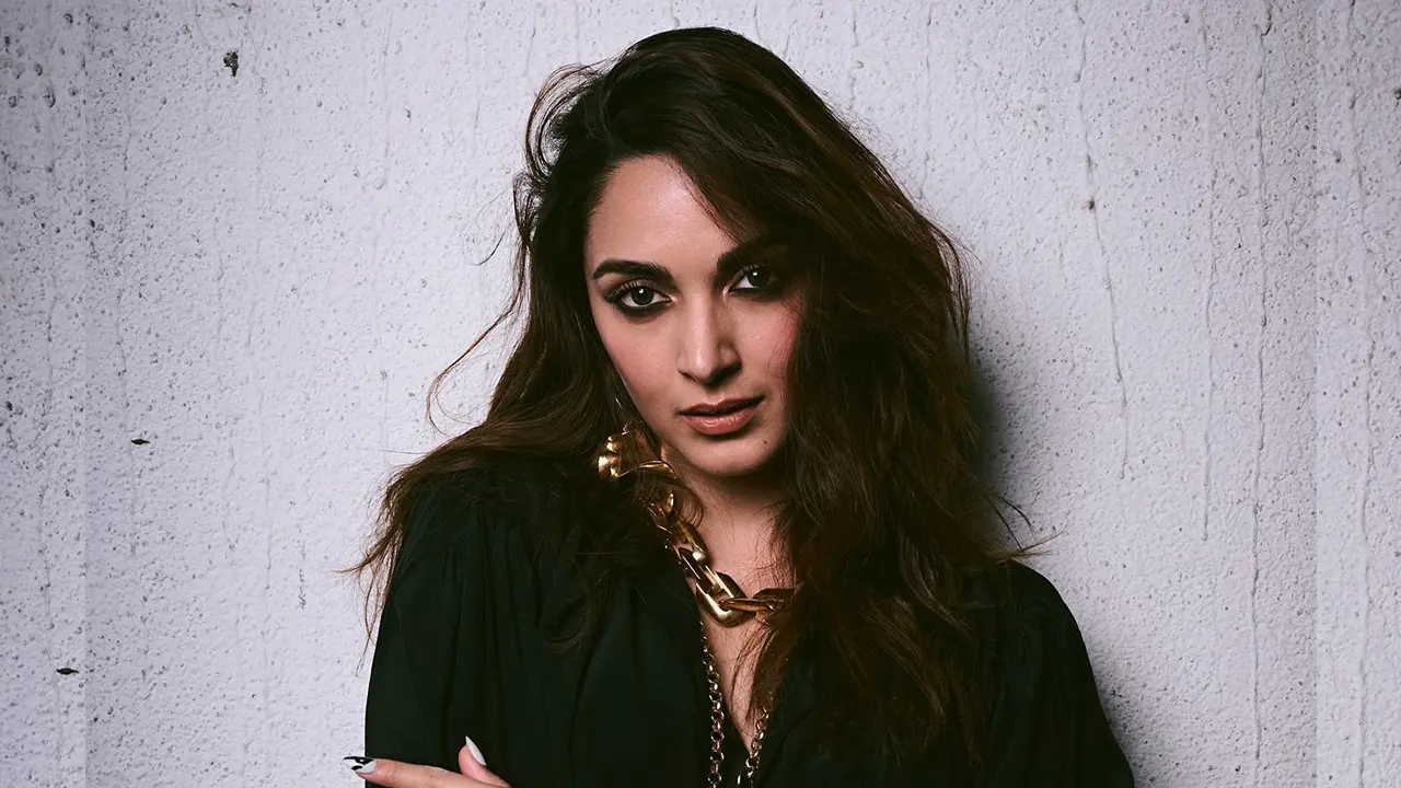 ‘ডন থ্রি’ থেকে সরে দাঁড়ালেন কিয়ারা