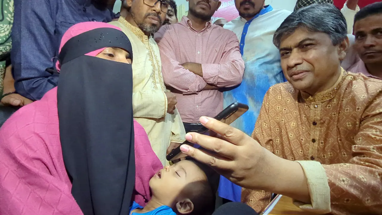 পটুয়াখালীতে সেই শহীদ পরিবারের পাশে তারেক রহমান