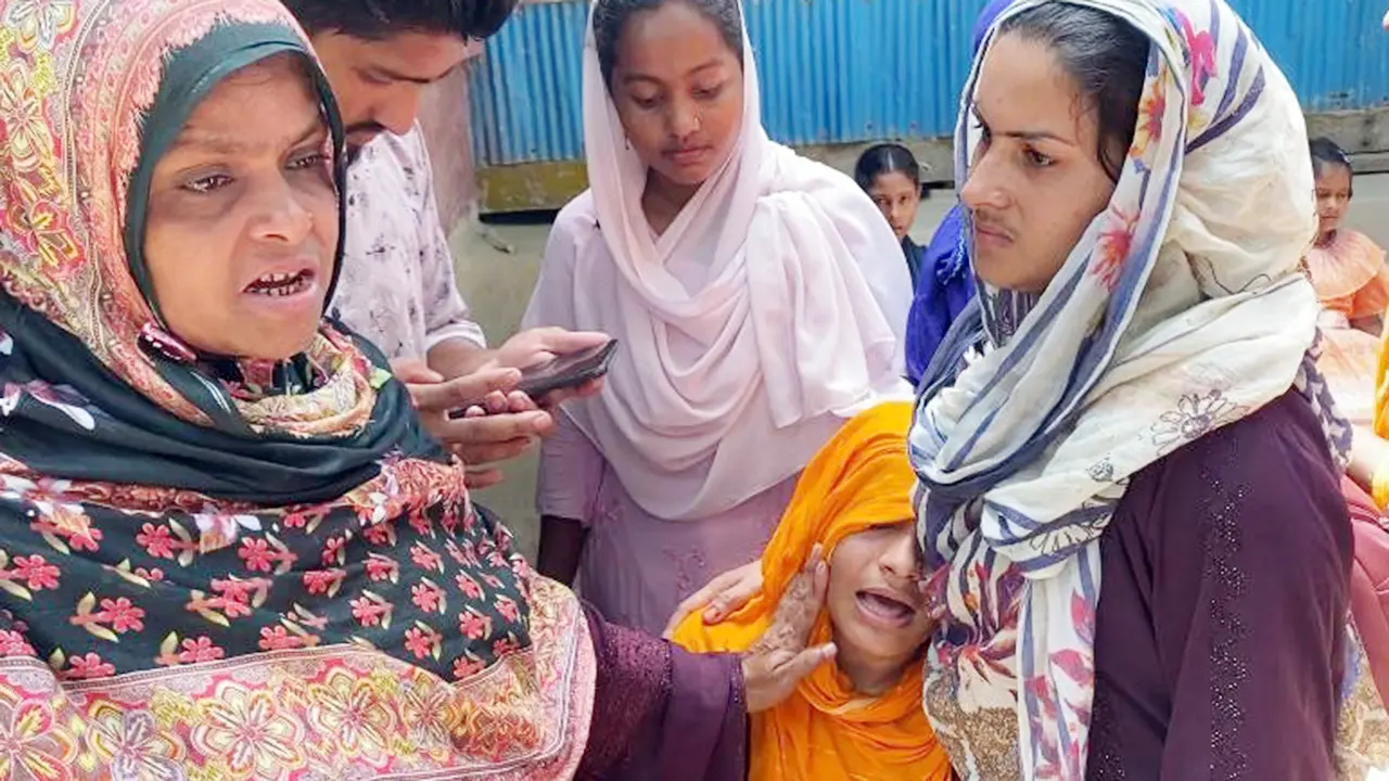 ঈদের আগে একসঙ্গে ৩ ছেলেকে হারিয়ে দিশাহারা মা-বাবা