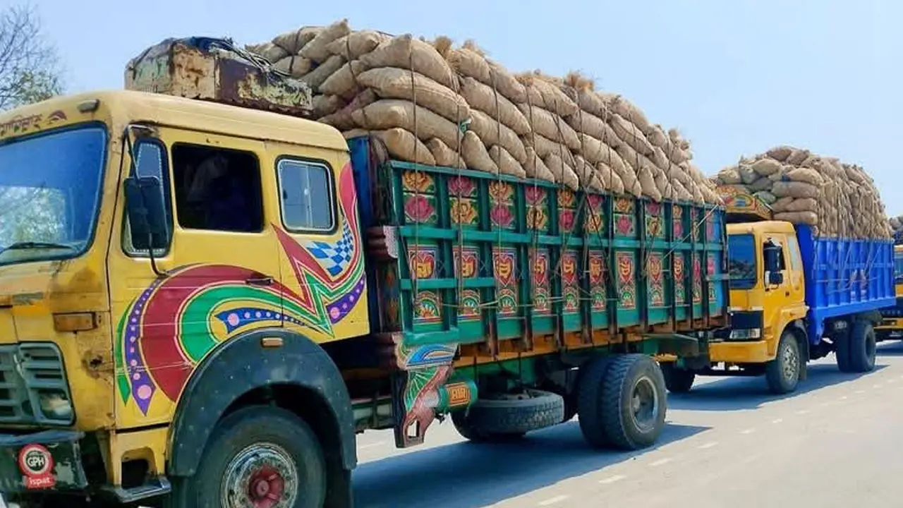 বাংলাবান্ধা দিয়ে নেপালে গেল আরও ২৫২ টন আলু