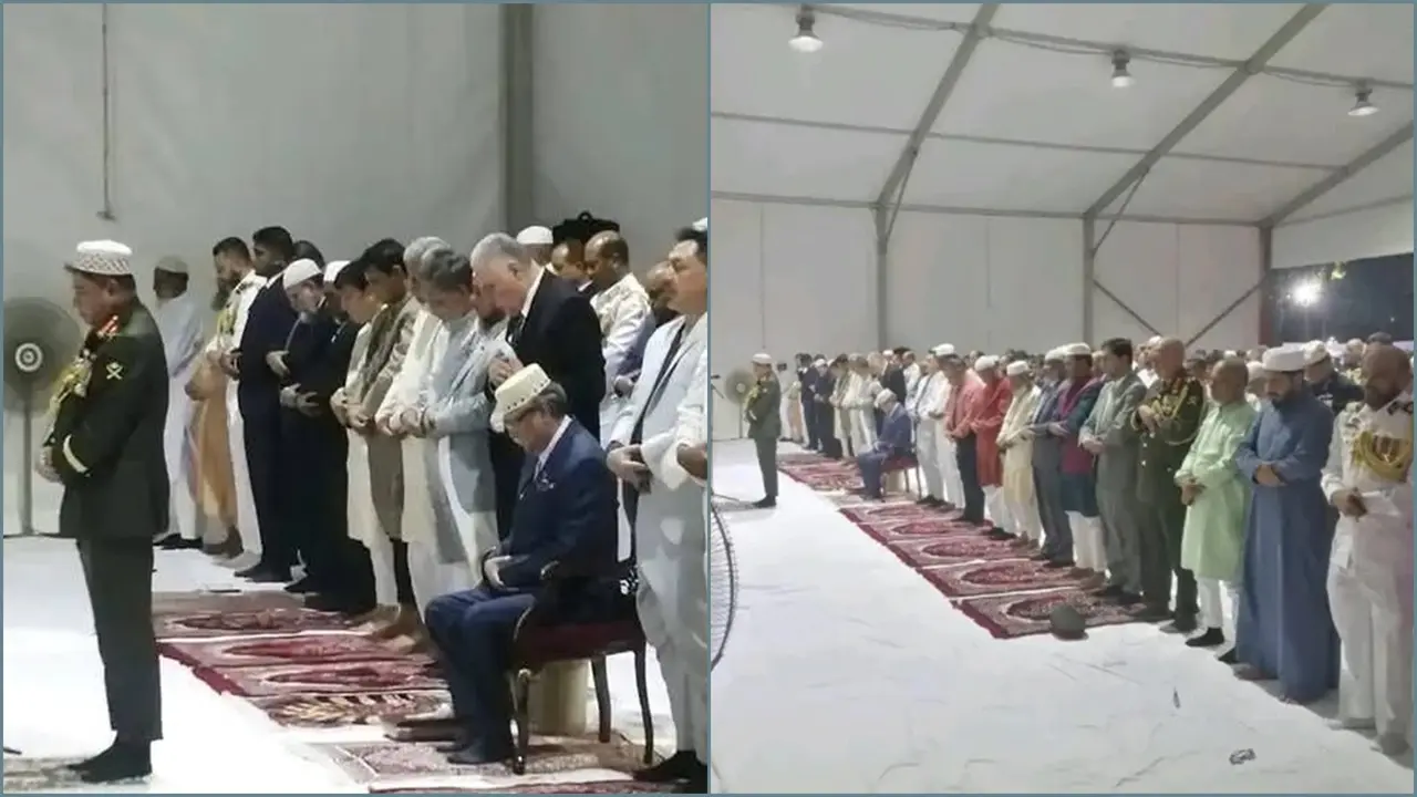 বঙ্গভবনে নামাজে ইমামতি করলেন সেনাপ্রধান, পেছনে চেয়ারে রাষ্ট্রপতি