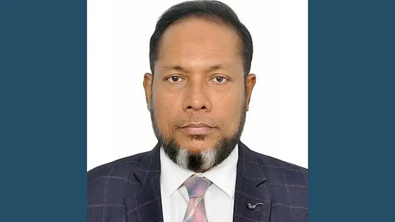 অনিয়মের অভিযোগে কুবির রেজিস্ট্রারকে বাধ্যতামূলক ছুটি