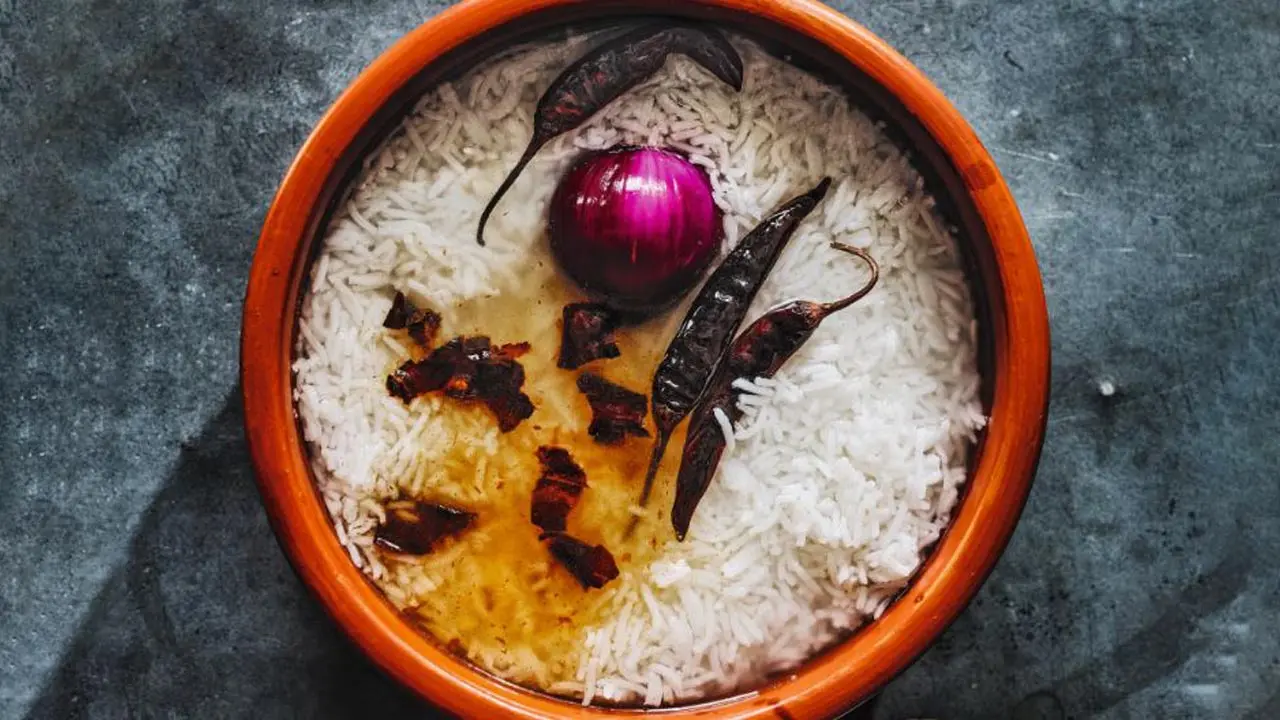 পান্তা ভাত খাওয়া কি সত্যি উপকারী?