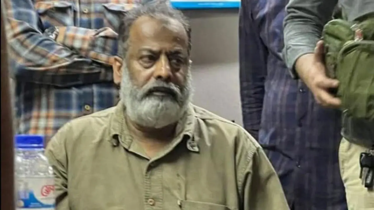 লালমাটিয়ায় দুই তরুণীকে হেনস্তাকারী রিংকু গ্রেপ্তার