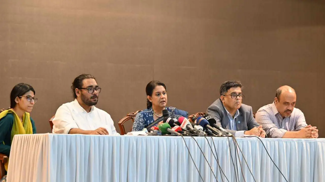 কোন দল চাঁদাবাজি করল এটা সরকার দেখবে না : পরিবেশ উপদেষ্টা