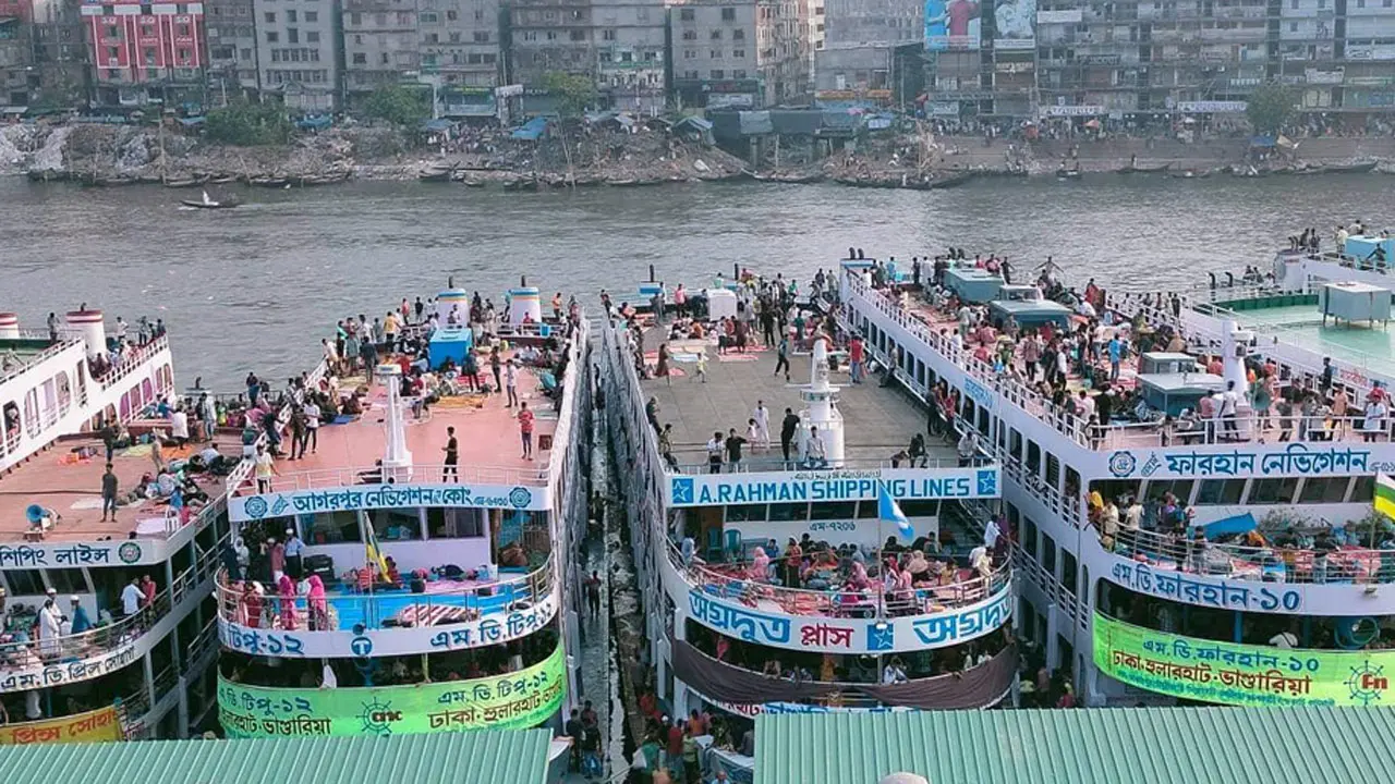 ১০ দিন বন্ধ থাকবে বাল্কহেড চলাচল, নৌ-রুটে চলবে বিশেষ টহল