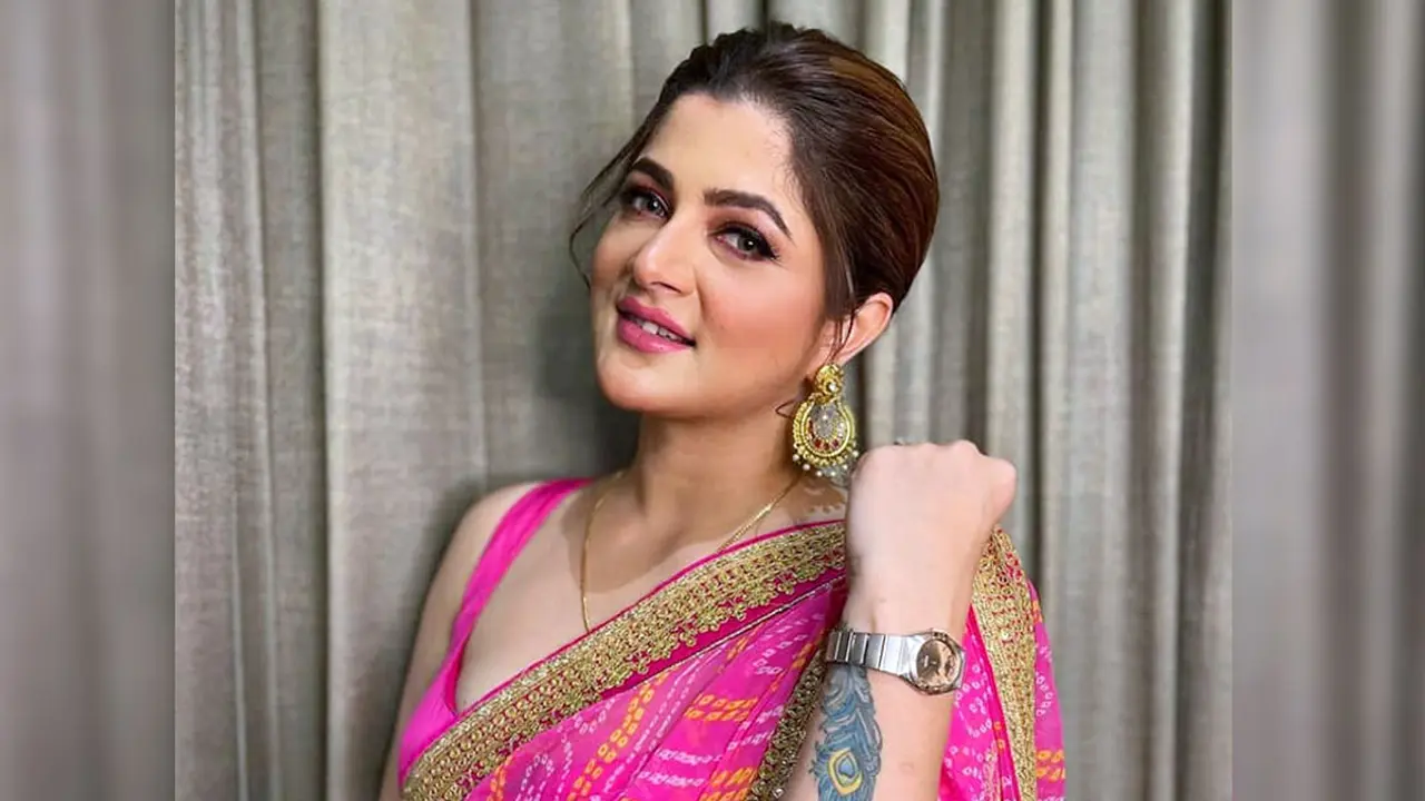 ঘুষি মেরে বেশ করেছি, ও যা নোংরামি করেছে তাতে এটাই প্রাপ্য