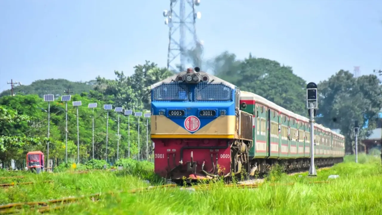 ঈদুল ফিতরের ট্রেনযাত্রা শুরু আজ