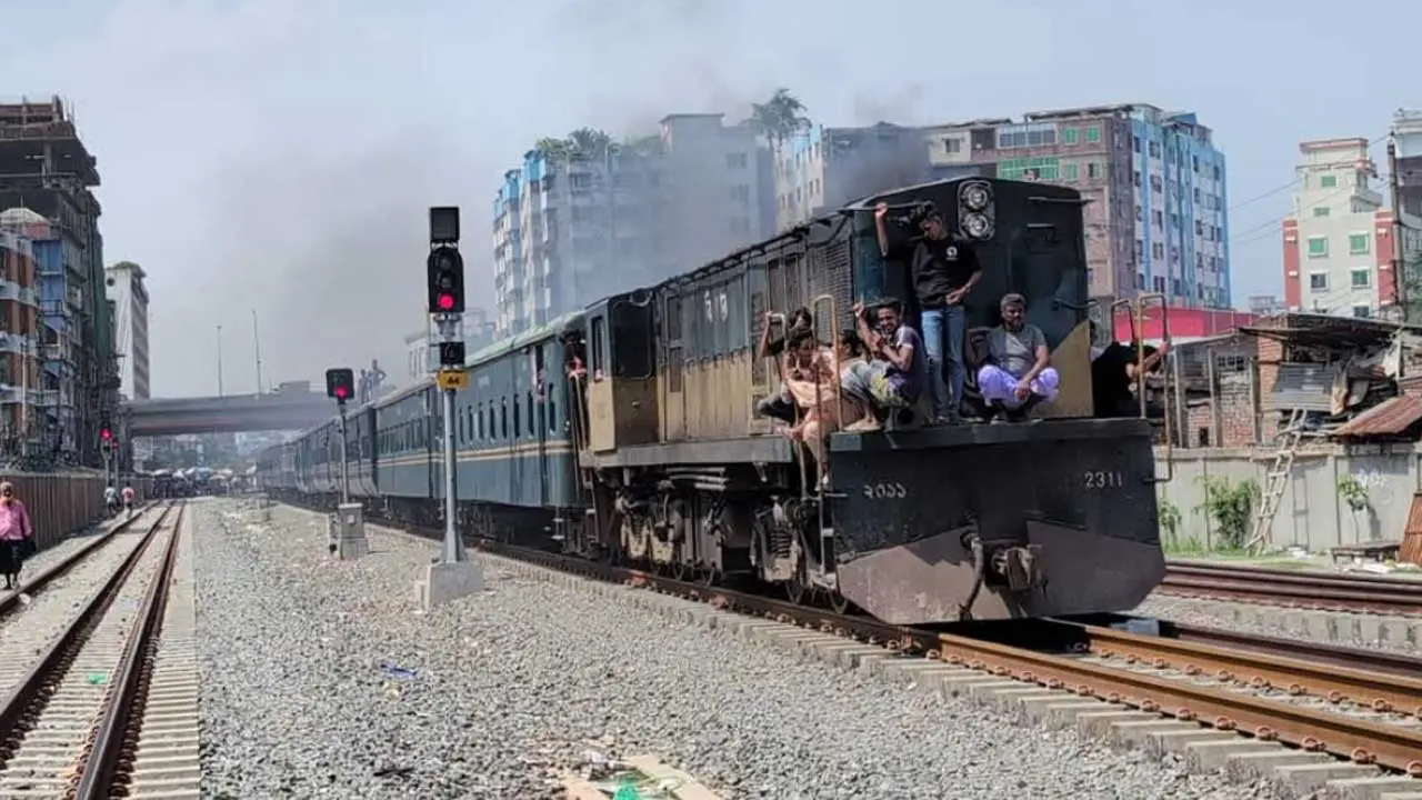 ঢাকা-ভৈরববাজার চালু হচ্ছে নতুন ট্রেন, নারায়ণগঞ্জ রুটে উন্নত কোচ
