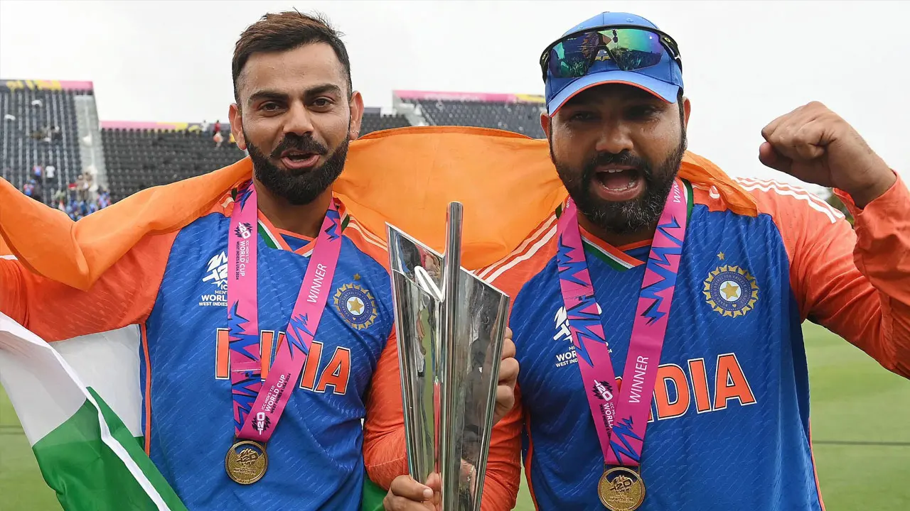 নতুন চুক্তিতে বেতন কমছে রোহিত-কোহলির!
