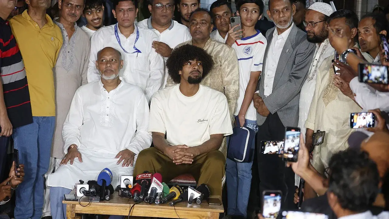 বাংলাদেশের হয়ে কত নম্বর জার্সি পরে খেলতে চান হামজা