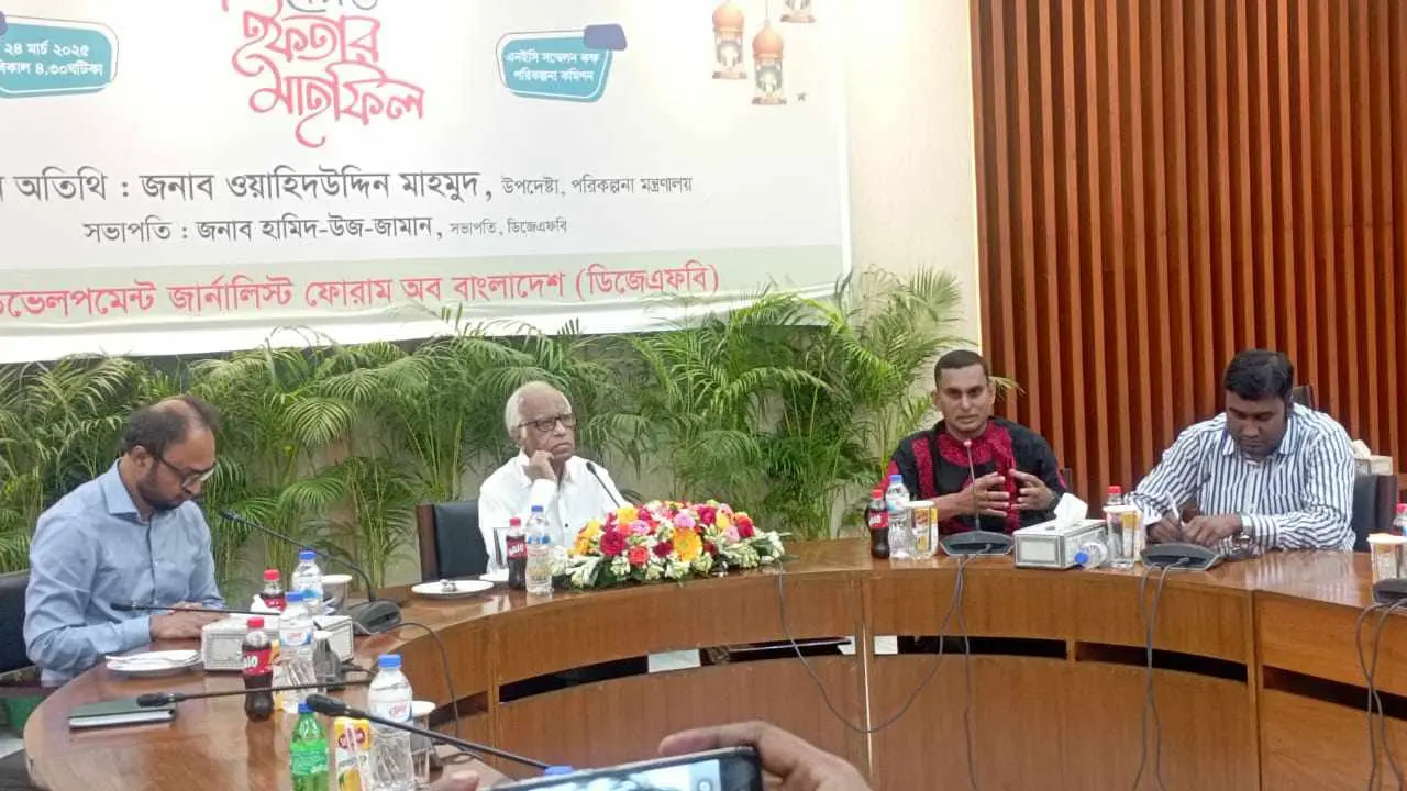 ব্যাংক রক্ষা করতে অনেক টাকা ছাপানো হচ্ছে : পরিকল্পনা উপদেষ্টা