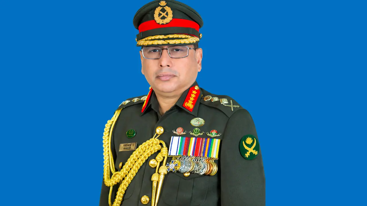 সেন্ট্রাল আফ্রিকান রিপাবলিক পরিদর্শনে গেলেন সেনাবাহিনী প্রধান