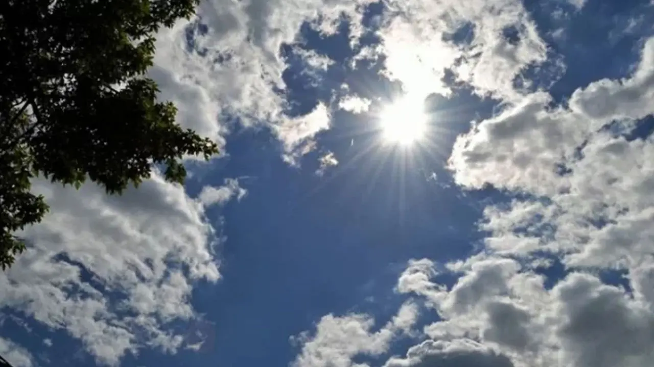 বাড়তে পারে দিন ও রাতের তাপমাত্রা