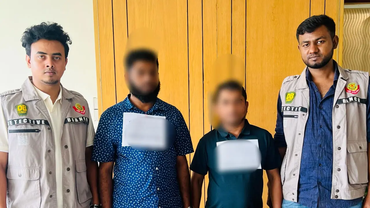 আরামবাগে ইয়াবাসহ কারবারি চক্রের দুই সদস্য গ্রেপ্তার