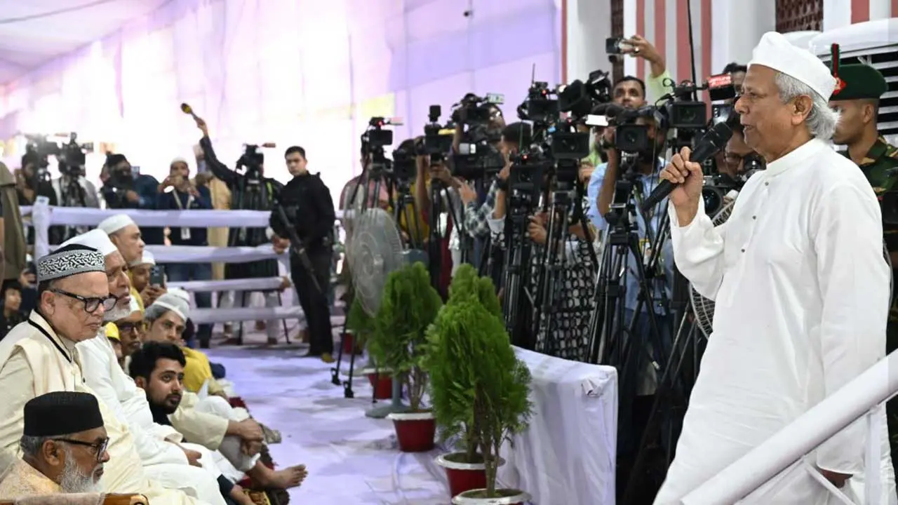 জাতীয় ঐক্য অটুট রাখার আহ্বান প্রধান উপদেষ্টার
