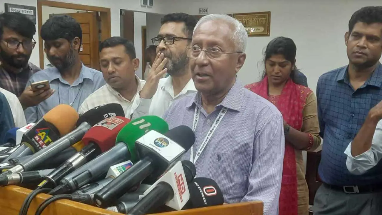 আওয়ামী লীগের নিবন্ধন স্থগিত : ইসি