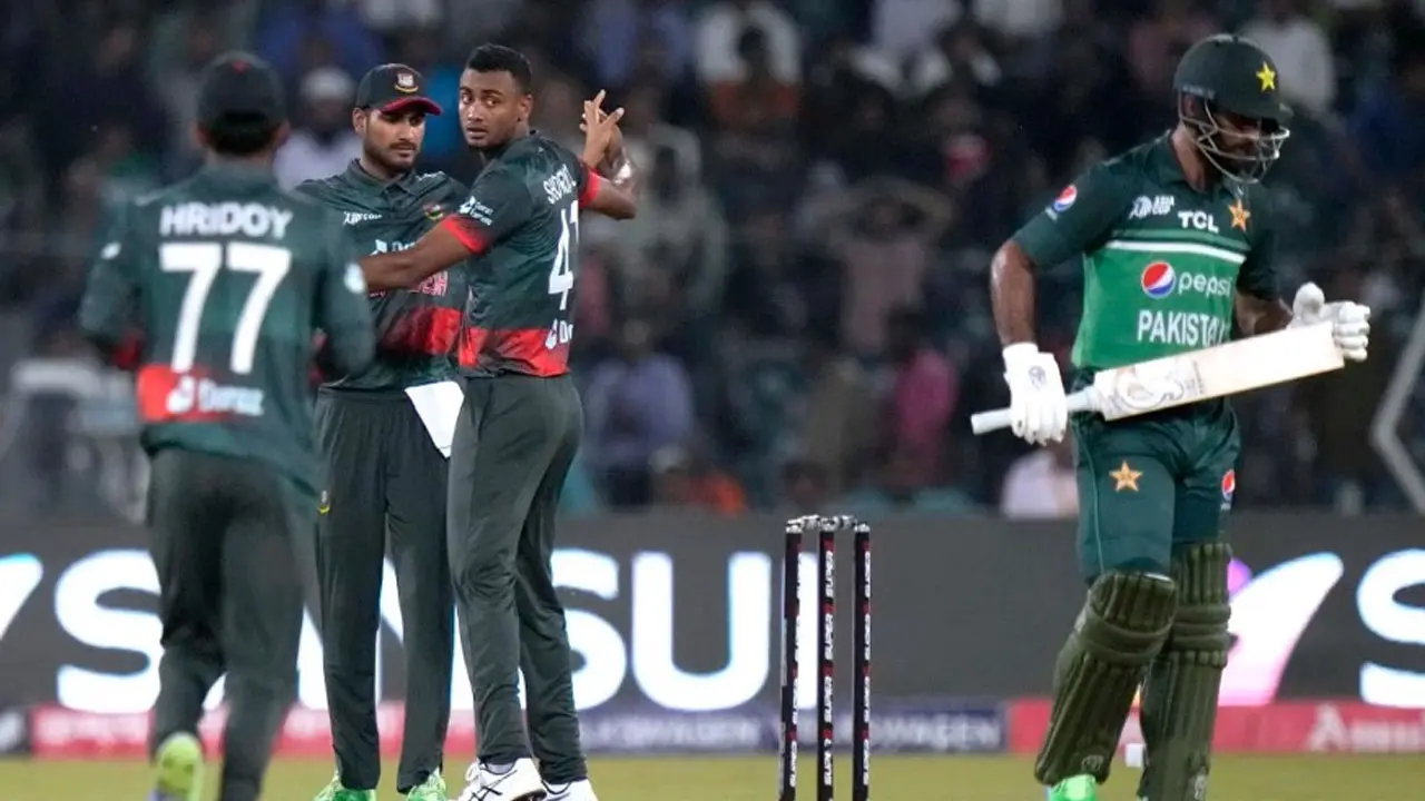 পাকিস্তানে সীমান্তবর্তী স্টেডিয়াম এড়িয়ে খেলার পরামর্শ